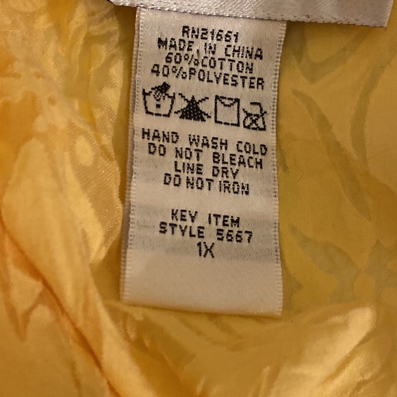 Maggie Sweet size 1X bright yellow short sleeve button down blouse with flower - Picture 8 of 11